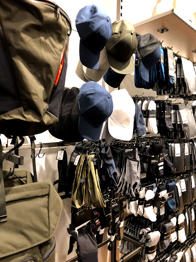 Sportswear Store «lululemon», reviews and photos, 1304 Burlingame Ave, Burlingame, CA 94010, USA