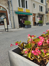 Photo n°37 de Hong Yun à Nîmes ()