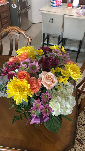 Florist «Roses Just Because/Hub Florist Of Lutz», reviews and photos, 18721 N Dale Mabry Hwy, Lutz, FL 33548, USA