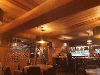 Atmosphère du Restaurant Caserne Sarde à Ville-la-Grand - n°1