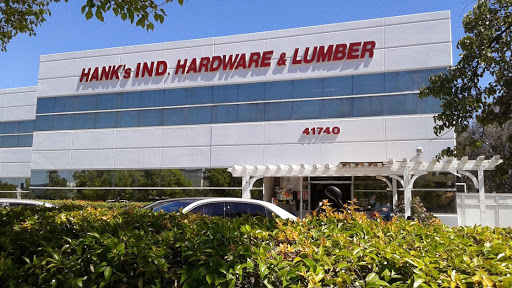 Hank's Hardware & Lumber