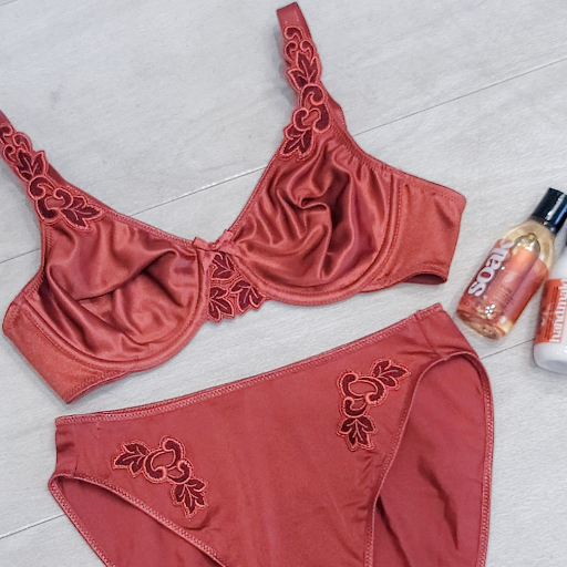 Lingerie Store «MySelf Lingerie», reviews and photos, 1279 52nd St, Brooklyn, NY 11219, USA