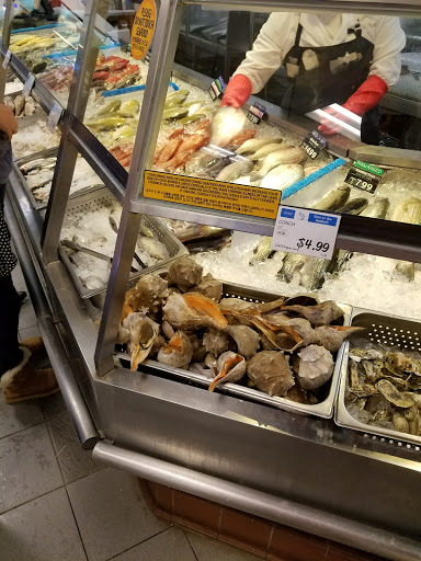 Shopping Mall «Dalewood Shopping Center II», reviews and photos, 353-371 N Central Ave, Hartsdale, NY 10530, USA