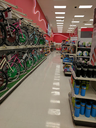 Department Store «Target», reviews and photos, 300 S Randall Rd, Elgin, IL 60123, USA