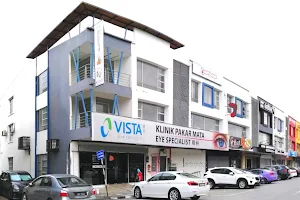 VISTA Eye Specialist Mount Austin, Johor Bahru | LASIK, Cataract Eye Surgery Malaysia image
