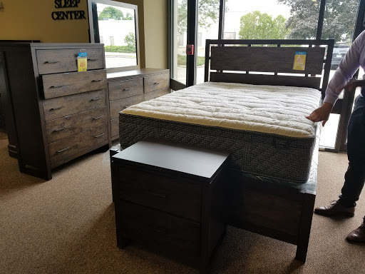 Furniture Store «Raymour & Flanigan Furniture and Mattress Clearance Center», reviews and photos, 1799 Boston Post Rd, Milford, CT 06460, USA