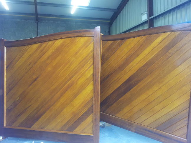 Comments and reviews of Profix Joinery (Wooden Gates Belfast N.Ireland)