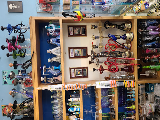 Tobacco Shop «Moon Smoke Shop», reviews and photos, 120 W Grant Rd, Tucson, AZ 85705, USA