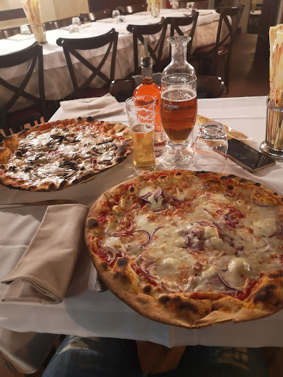Ristorante Pizzeria Pegaso - Via Squadroni, 3, 42100 Reggio Emilia RE, Italy
