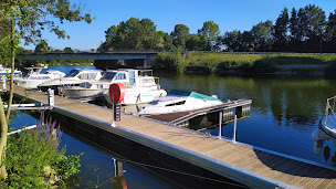 Photo n°44 de Au fil de l'eau à Morannes sur Sarthe-Daumeray ()