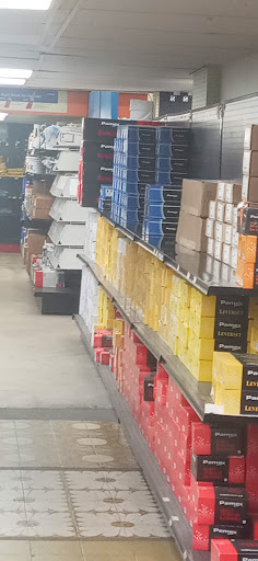 Door Supplier «Florida Lumber Co», reviews and photos, 2431 NW 20th St, Miami, FL 33142, USA