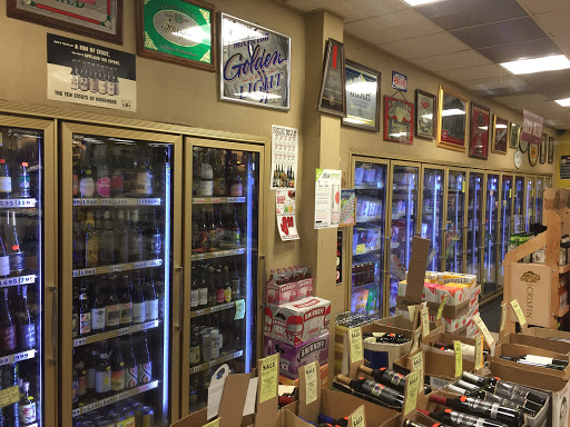 Liquor Store «Hennepin Lake Liquor Store», reviews and photos, 1200 W Lake St, Minneapolis, MN 55408, USA