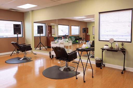 Beauty Salon «Neha Threading Salon & Spa», reviews and photos, 1501 Reisterstown Rd, Pikesville, MD 21208, USA