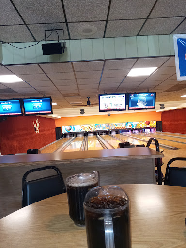 Bowling Alley «Mt. Morris Lanes and Pro Shop», reviews and photos, 9 Erie St, Mt Morris, NY 14510, USA