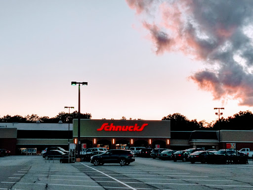 Grocery Store «Schnucks», reviews and photos, 2030 Dorsett Rd, Maryland Heights, MO 63043, USA