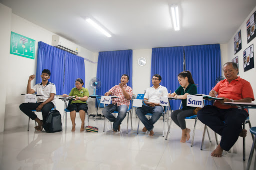 Subsidized language courses in Phuket