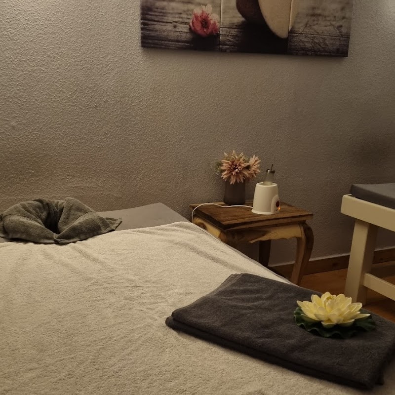 Thaimassage Remscheid | Wellness & Entspannungs - Massagen | Geschenk - Gutscheine