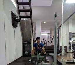 FITNESS LARASATI photo