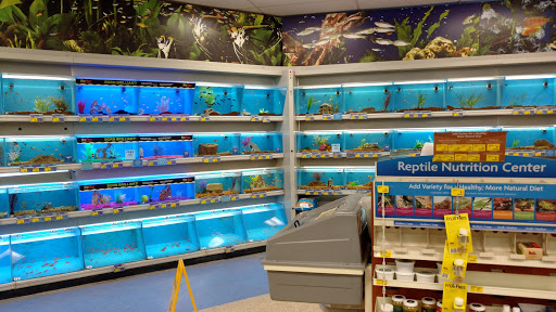 Pet Supply Store «PetSmart», reviews and photos, 10164 Colerain Ave, Cincinnati, OH 45251, USA
