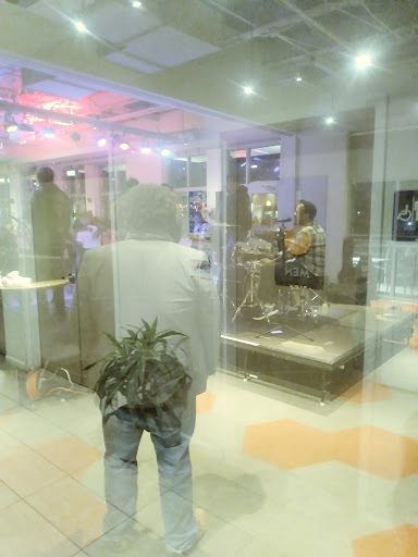 Health Food Store «The Mustard Seed Market and Cafe», reviews and photos, 867 W Market St, Akron, OH 44303, USA