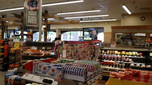 Grocery Store «Food Lion», reviews and photos, 10 Sams Point Rd, Beaufort, SC 29902, USA