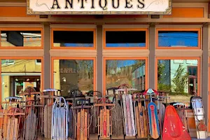 Tannersville Antiques And Artisan Center image