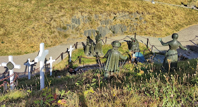Figura Matki Bożej Saletyńskiej à La Salette-Fallavaux