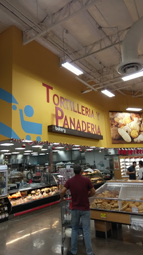 Grocery Store «El Super», reviews and photos, 1251 E Southern Ave, Mesa, AZ 85204, USA