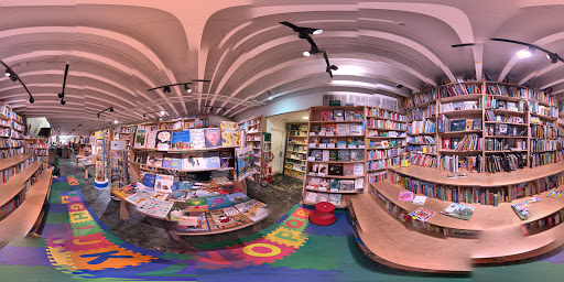 Store «Green Apple Books on the Park», reviews and photos, 1231 9th Ave, San Francisco, CA 94122, USA