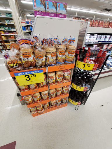 Shopping Mall «Hillside Mall/University Center», reviews and photos, 2509 11th Ave, Greeley, CO 80631, USA