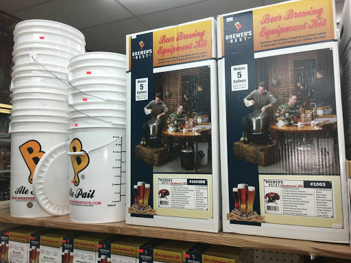 Beer Store «Holloway Beverage Center», reviews and photos, 7130 Airport Hwy, Holland, OH 43528, USA