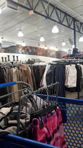Thrift Store «Goodwill Brandon Superstore», reviews and photos, 1106 E Brandon Blvd, Brandon, FL 33511, USA