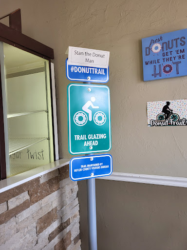 Donut Shop «Stan the Donut Man», reviews and photos, 7967 Cincinnati Dayton Rd, West Chester Township, OH 45069, USA