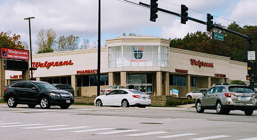 Walgreens, 8800 95th St, Hickory Hills, IL 60457, USA, 