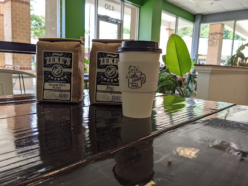 Shopping Mall «Queenstown Premium Outlets», reviews and photos, 441 Outlet Center Dr, Queenstown, MD 21658, USA