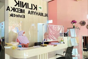 Klinik Almahyra/klinik umum dan Sunat image