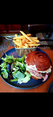 Hamburger du Restaurant TY Louis à Paris - n°10