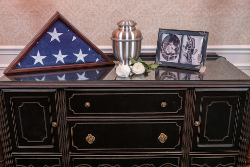 Funeral Home «Friedrich-Jones Funeral Home», reviews and photos, 44 S Mill St, Naperville, IL 60540, USA