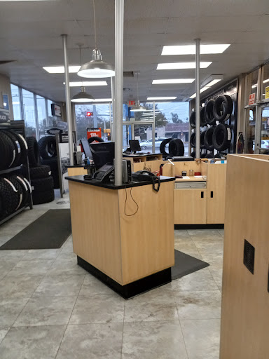 Tire Shop «Firestone Complete Auto Care», reviews and photos, 301 S Colorado St, Lockhart, TX 78644, USA