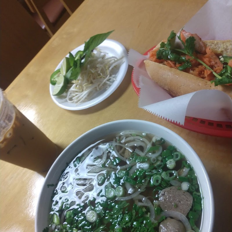 Banh Mi N More Vietnamese Eatery