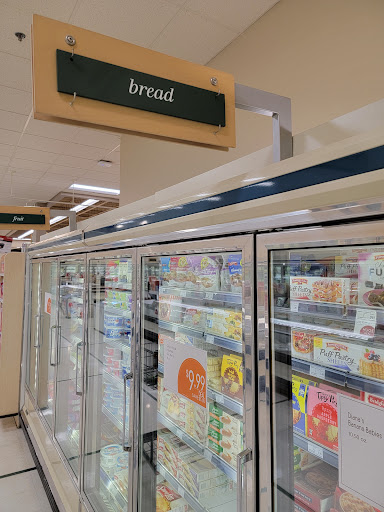 Grocery Store «Lunds & Byerlys Highland Park», reviews and photos, 2128 Ford Pkwy, St Paul, MN 55116, USA