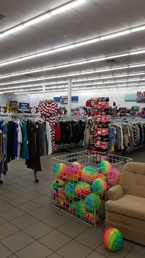 Thrift Store «Green Bay West Goodwill Retail Store & Training Center», reviews and photos