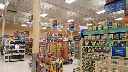 Pet Supply Store «PetSmart», reviews and photos, 36395 Euclid Ave, Willoughby, OH 44094, USA