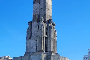 Praça do Império image