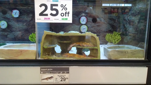 Pet Supply Store «Petco Animal Supplies», reviews and photos, 17200 Southcenter Pkwy #100, Tukwila, WA 98188, USA