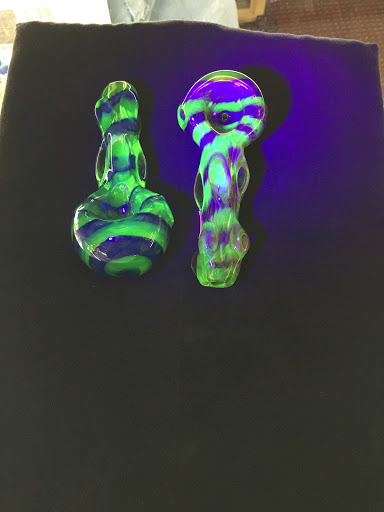 Tobacco Shop «Monsters of Rock 2 Smoke Shop & Vape», reviews and photos, 1189 S De Anza Blvd, San Jose, CA 95129, USA