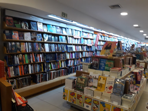 Livrarias Curitiba Rua das Flores (Rua XV)