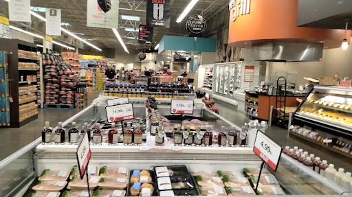 Grocery Store «Hy-Vee», reviews and photos, 1500 Central Park Commons Dr, Eagan, MN 55121, USA