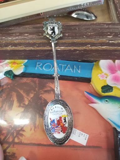 Thrift Store «The Salvation Army Family Store & Donation Center», reviews and photos, 2208 Washington Ave, Houston, TX 77007, USA