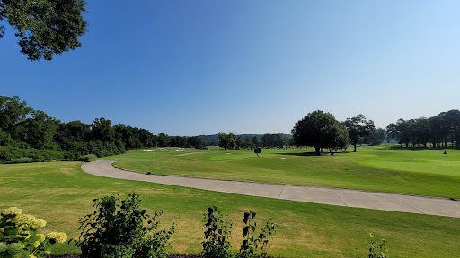 Willow Oaks Country Club